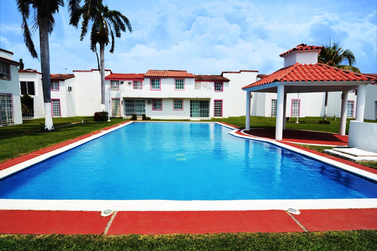 Hominngbird Acapulco Exterior foto